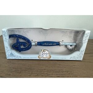 2019 Disney Store Cinderella 70th Collectible Key Special Edition Sealed in Box
